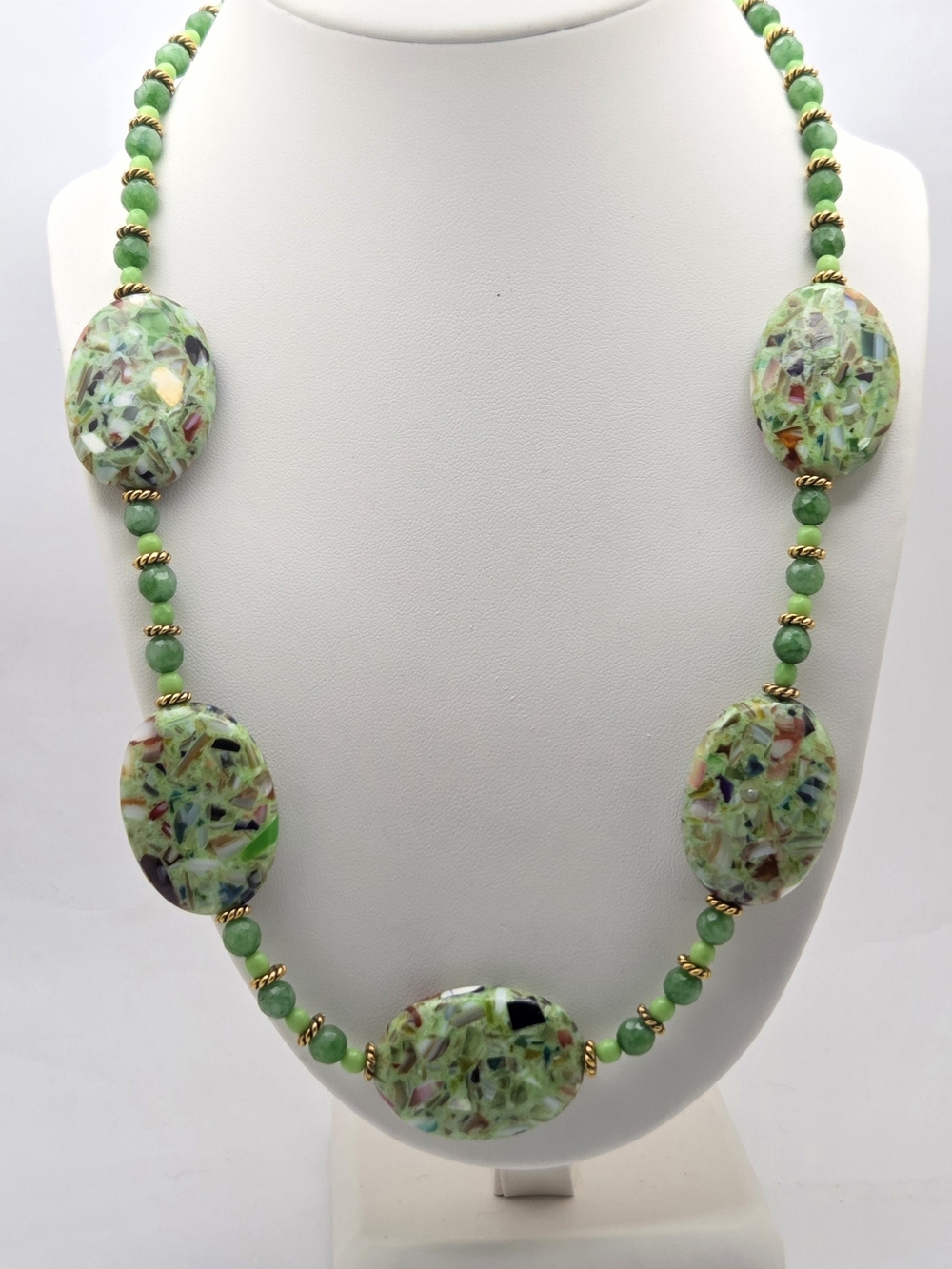 Green Stone Mosaic Terrazzo Bead Necklace Gold Tone Accent 22.5"